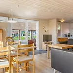 Holiday home Star - 100m From The Sea By Interhome Rodekro